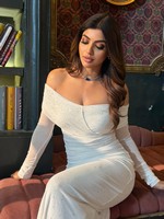Akanksha Puri Latest Stunning Appearance